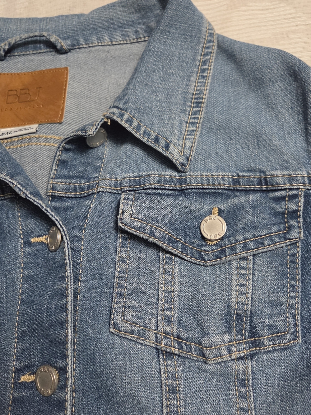 BBJ Los Angeles Blue Denim Cropped Waist Jacket Women's Size XLarge Excellent - Picture 3 of 8
